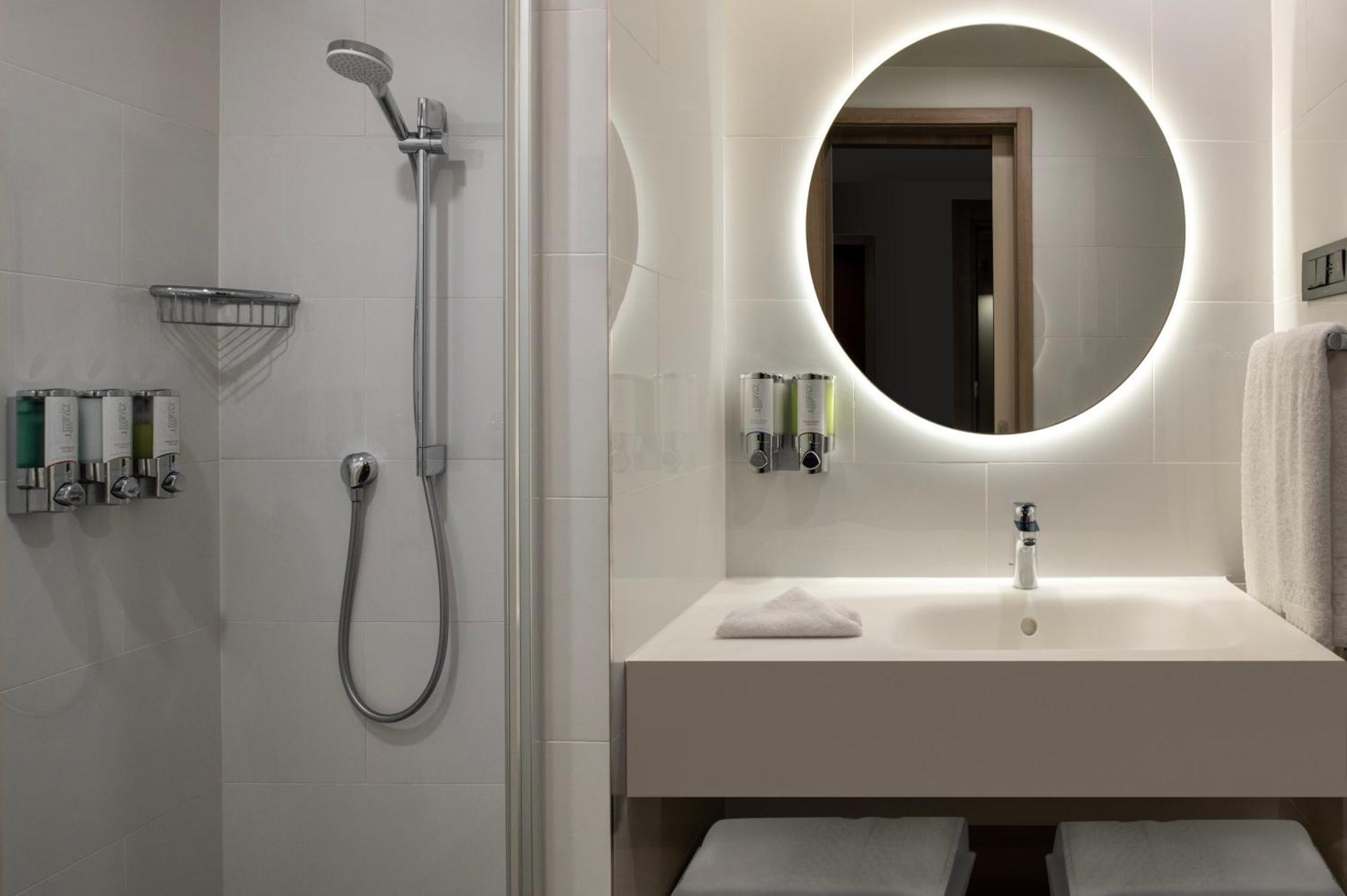 Hampton By Hilton Istanbul Merter 외부 사진
