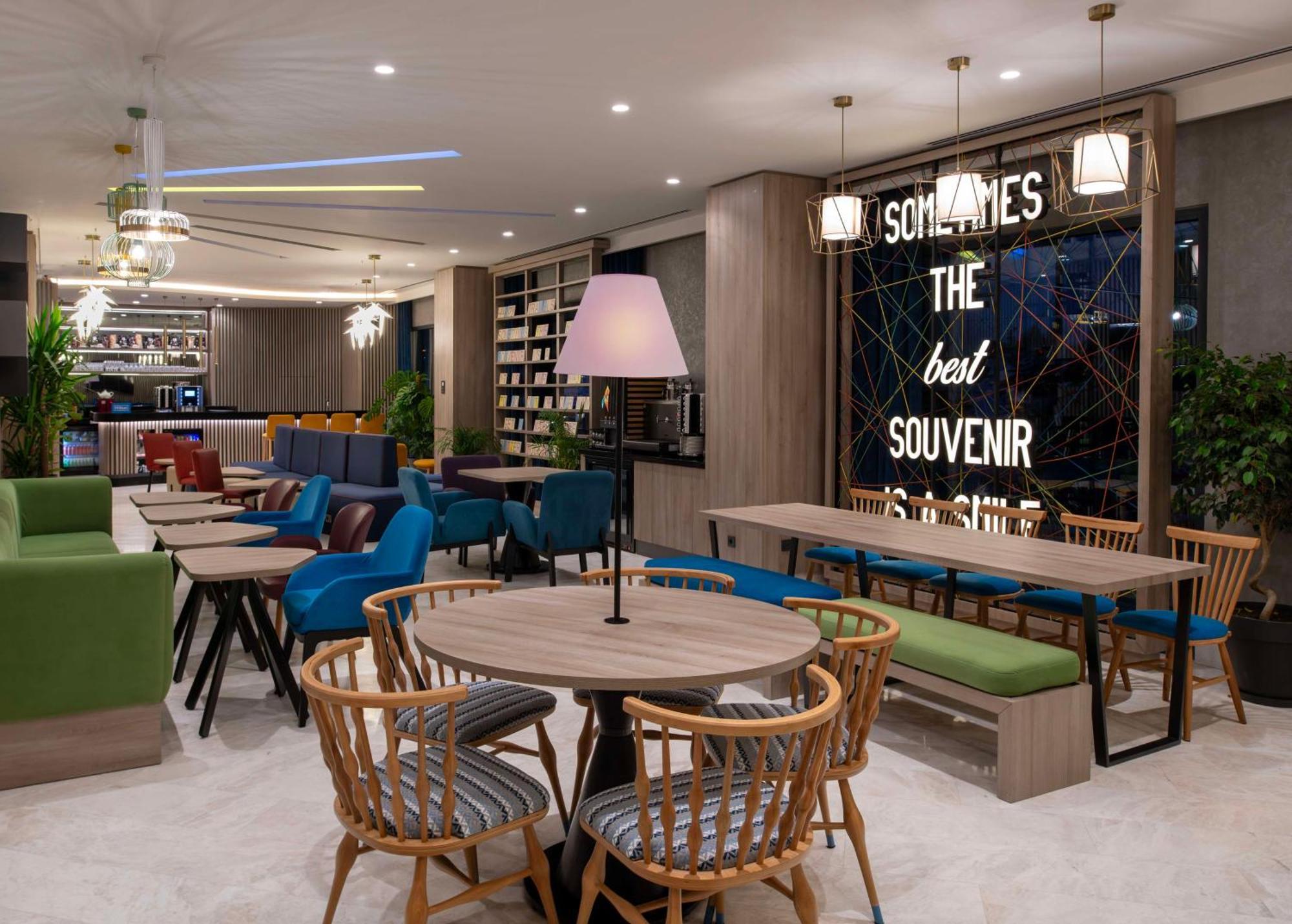 Hampton By Hilton Istanbul Merter 외부 사진